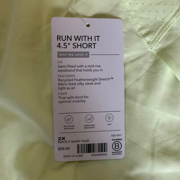 NWT Athleta Run With It 4.5" Short Sz 2X Tequila Green Mid Rise UPF Protection - Picture 2 of 7